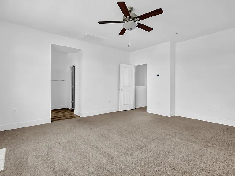 5301 E Commerce Way #34103 — Photo 17