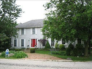 1st image of 201 Forest Ave