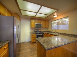 6731 Shelter Ln, Las Vegas, NV 89103