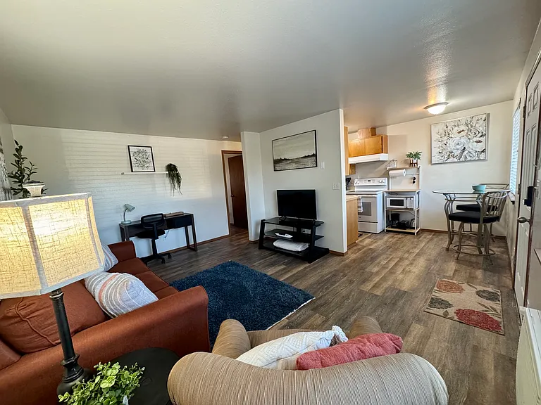 116 E Dewberry Ave #1 — Photo 1