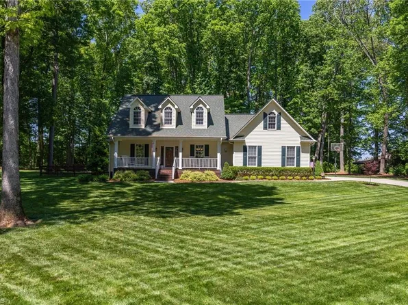 450 Country Ln, Mocksville, NC 27028
