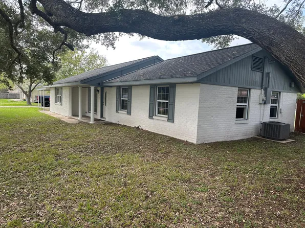 303 Cannon Rd, Victoria, TX 77904