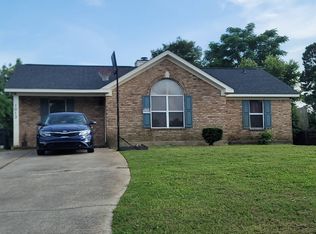 1013 Cedarview Cir, Hephzibah, GA 30815