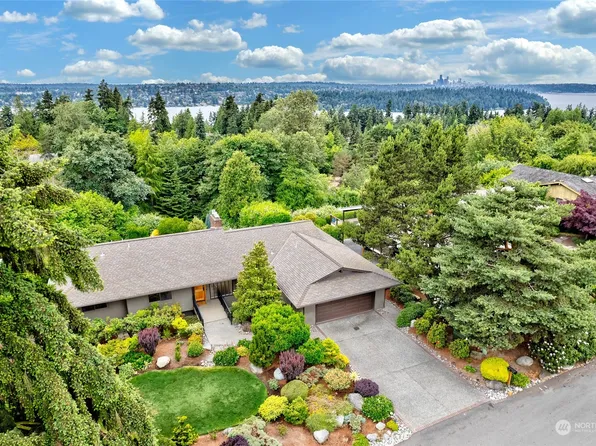 6759 82nd Avenue SE, Mercer Island, WA 98040