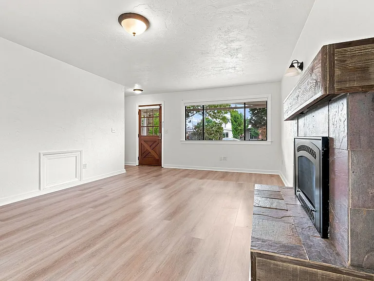 336 Wilkes Cir — Photo 8