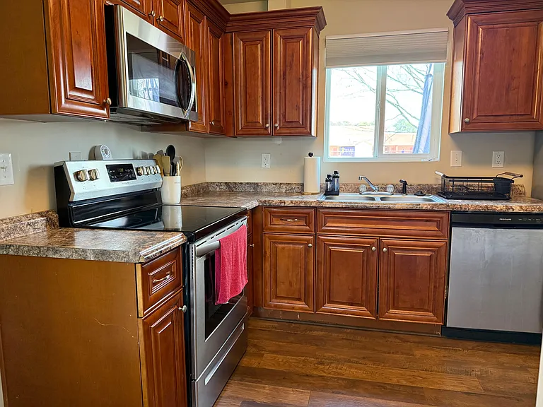 5524 Rutledge Rd — Photo 5