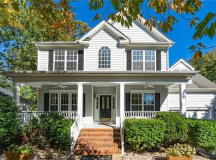 907 Savannah Ct, Hillsborough, NC 27278