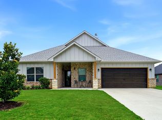 113 Wiley St, Stephenville, TX 76401