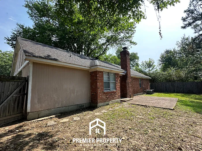 5337 Yale Rd — Photo 20