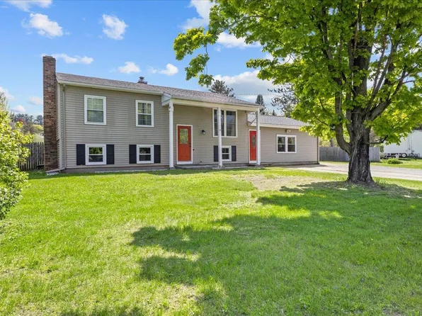 157 Heritage Drive, Georgia, VT 05468