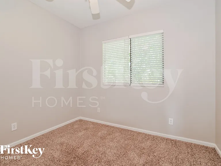 4365 Millicent Cir — Photo 14