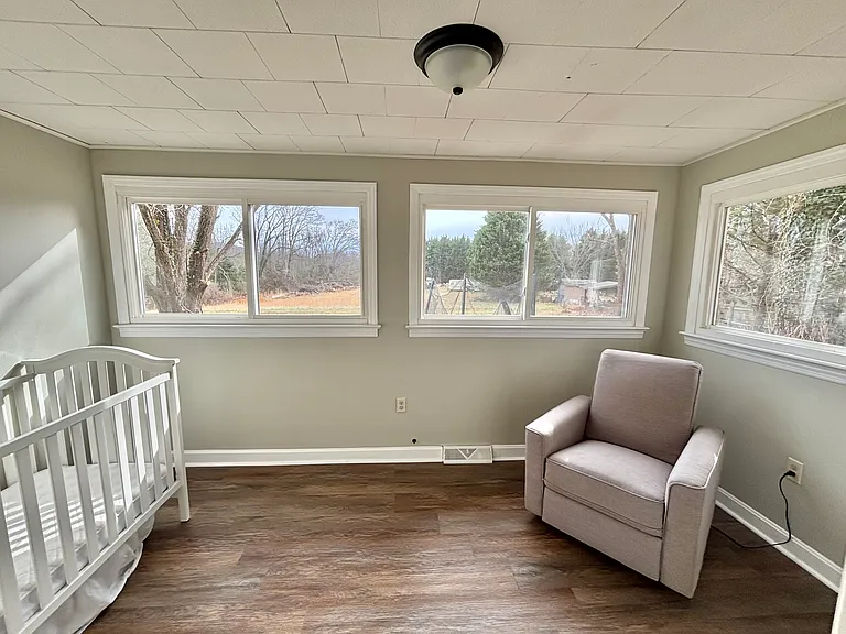 138 Christ School Rd — Photo 4