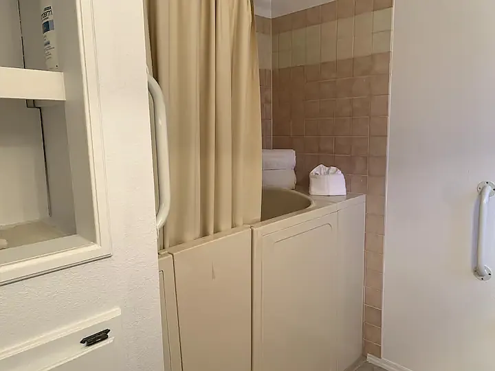 4092 Coral Reef Dr — Photo 3