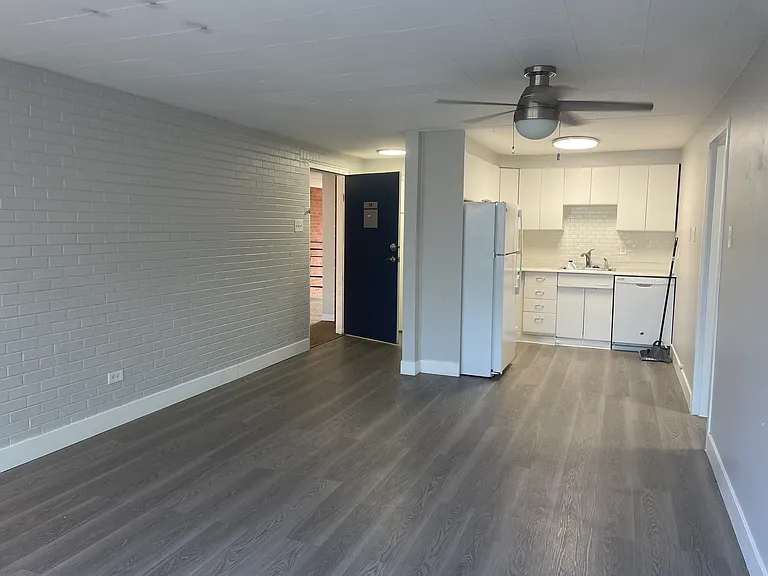 7506-1A W 10th Ave — Photo 5