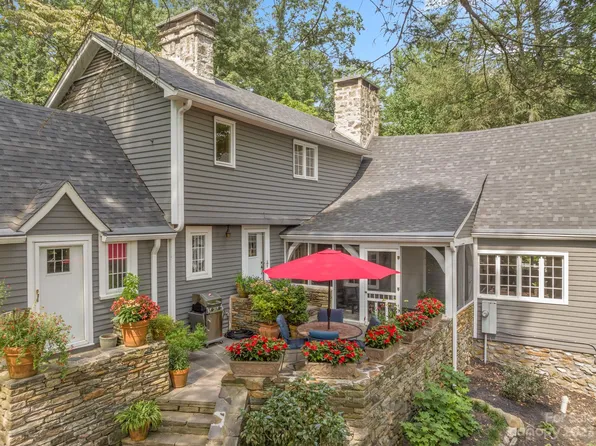 941 Carolina Dr, Tryon, NC 28782