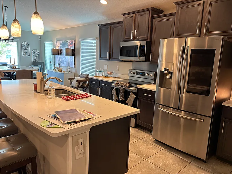 589 Seville Pkwy — Photo 8