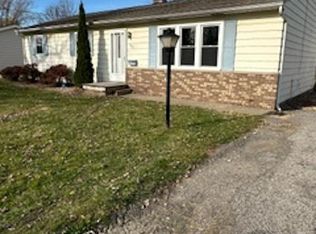 7627 Miami Rd, Mentor On The Lake, OH 44060