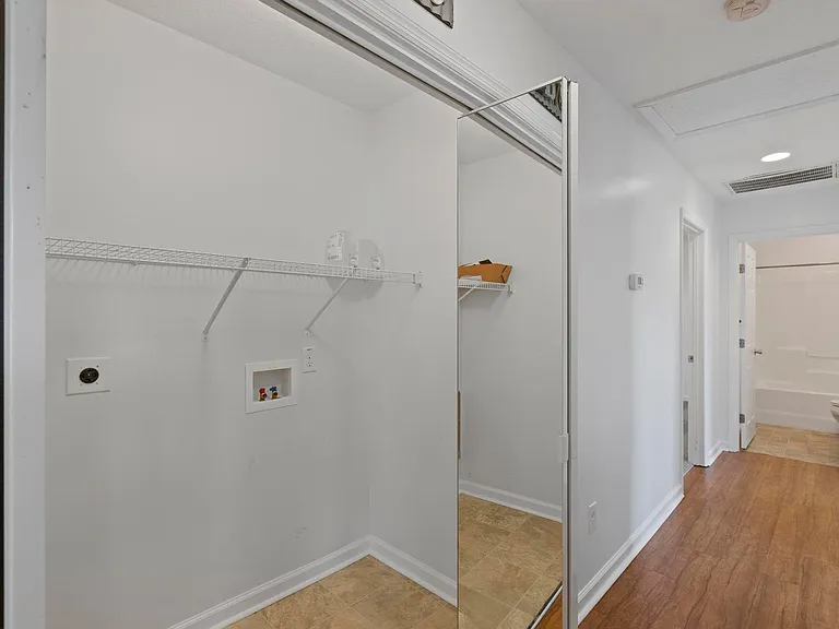 117 Brians Woods Rd — Photo 17