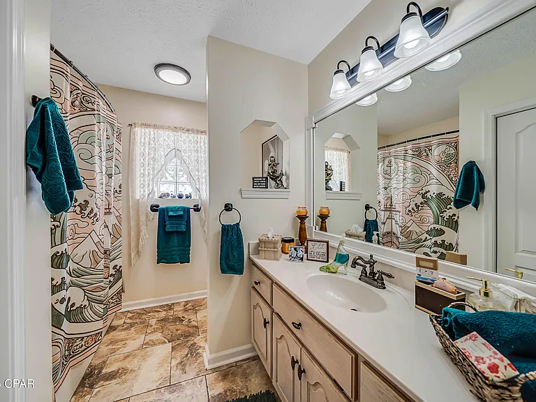 625 Amberjack Dr — Photo 40