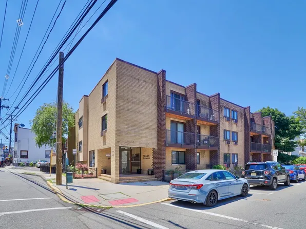 7117 Park Avenue image 1 of 34