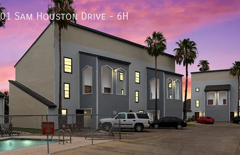 1501 Sam Houston Dr — Photo 66
