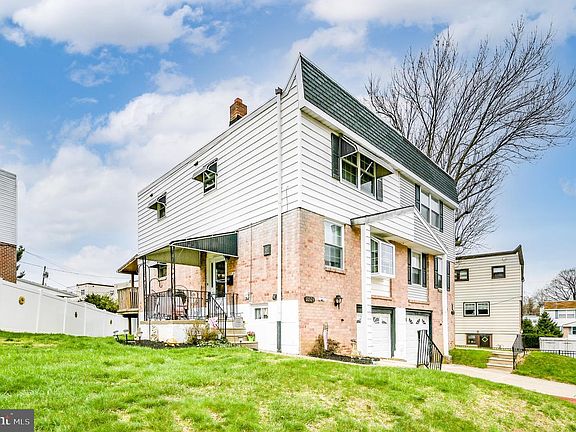 2nd image of 10924 Kirby Dr