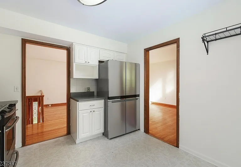 2128 W Broad St — Photo 11