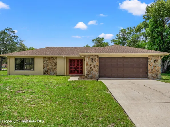 7358 Glen Cove Rd, Weeki Wachee, FL 34613