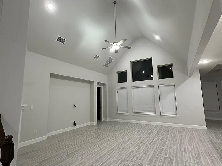 865 Spinnaker Loop — Photo 27