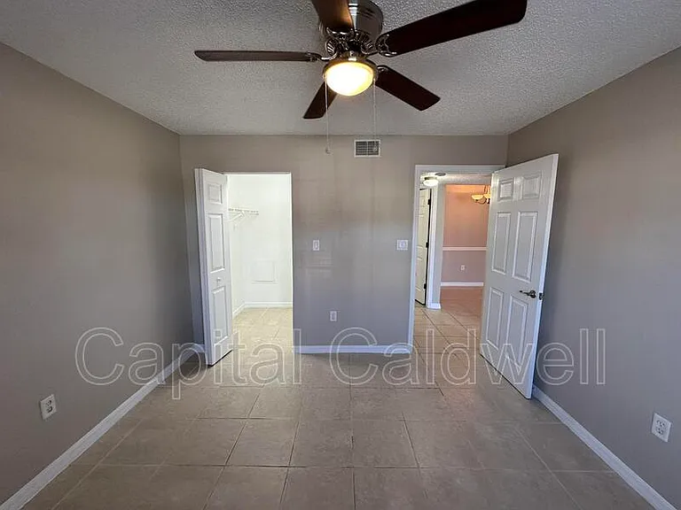 209 Lake Brook Cir #LB103 — Photo 29
