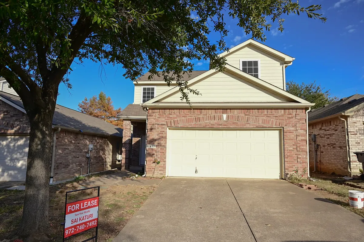 Building Photo - 17422 Energy Ln