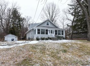 68 Old Troy Rd, East Greenbush, NY 12061