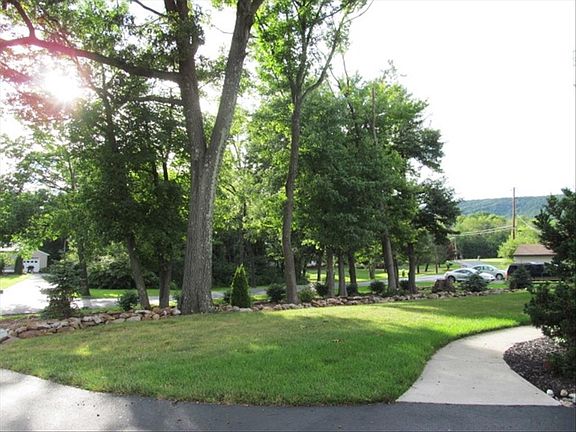 4th image of 3618 Bayberry Dr
