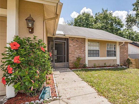 3rd image of 5943 Shore Breeze Ln