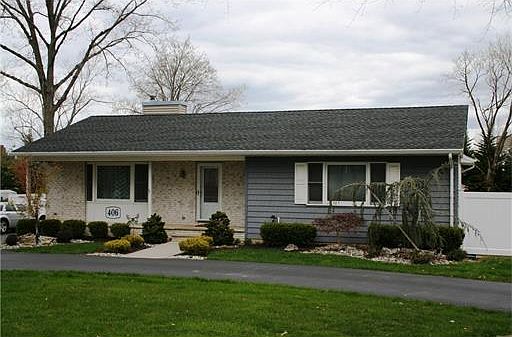 2nd image of 406 Buckelew Ave