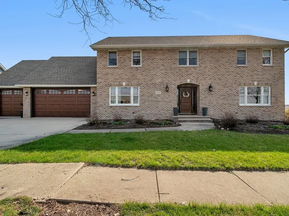 1047 S Ferrari Dr, Coal City, IL 60416