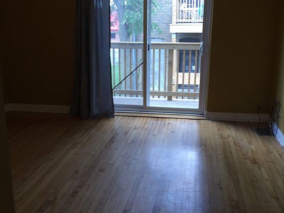 3rd image of 2349 W North Ave #Ch2r