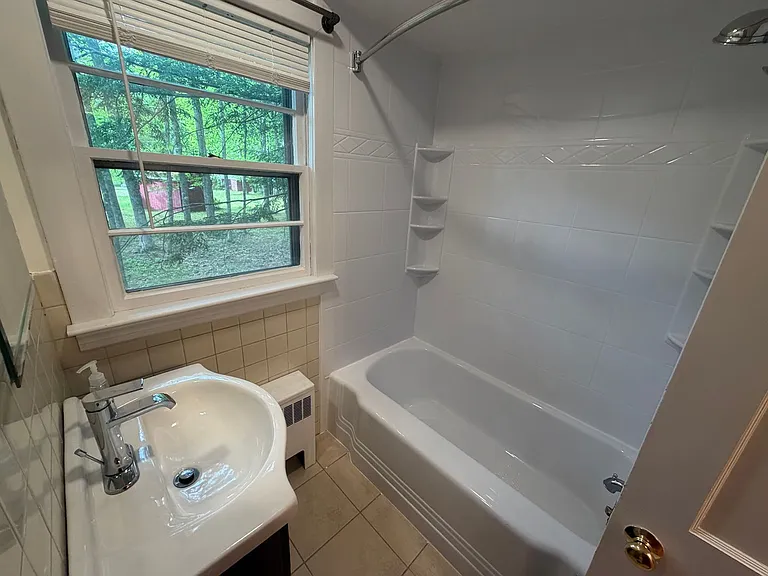 87 Mast Rd — Photo 11
