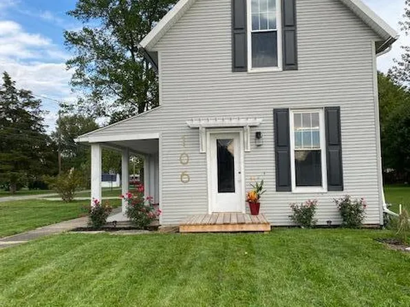 106 S 4th St, Cardington, OH 43315