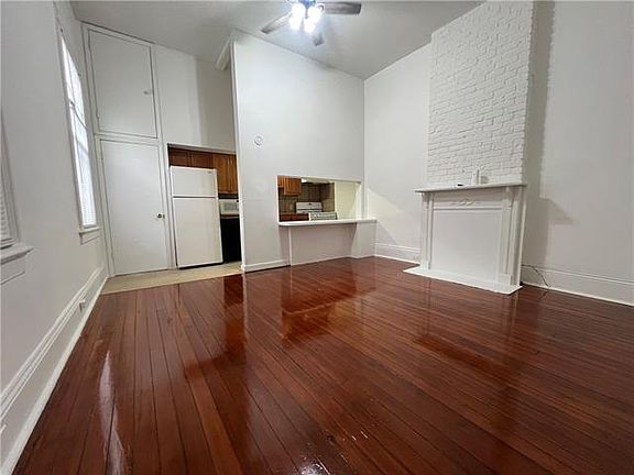 3rd image of 2023 Coliseum St APT B