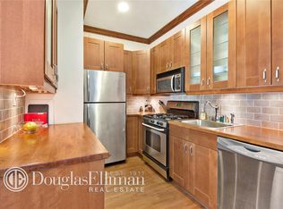 198 Monitor St APT 1B, Brooklyn, NY 11222