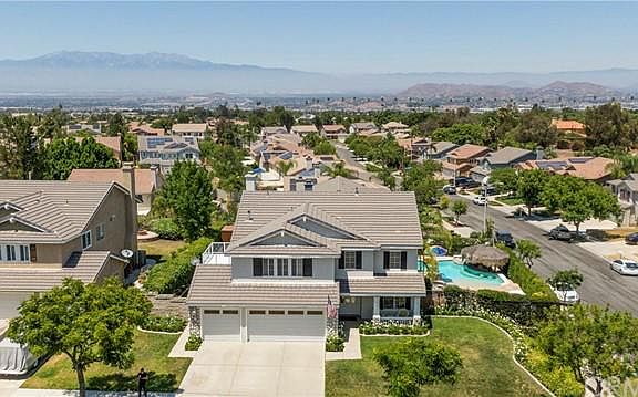 4th image of 311 Matterhorn Dr