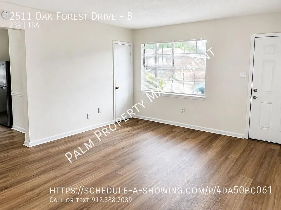 Charming 2-bedroom, 1-bath unit available in a well-maintained quadplex! — Photo 3