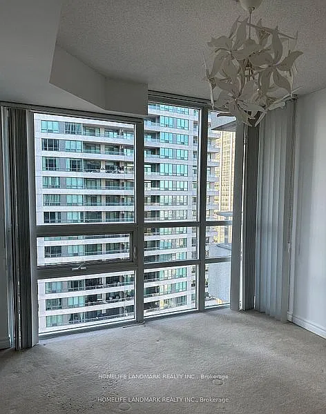 35 Hollywood Ave — Photo 3
