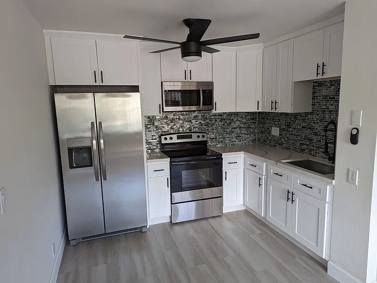 Vista Capri Apartments in Kearny Mesa — Photo 21