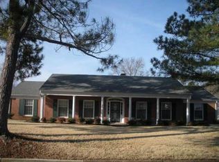 233 Roxie Dr, Florence, AL 35633