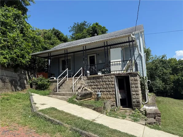 618 Crawford St, Martins Ferry, OH 43935