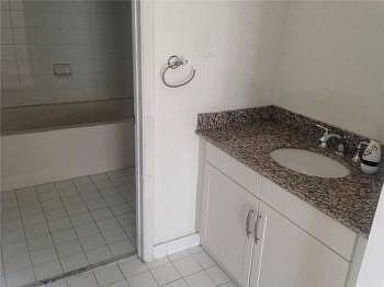 5th image of 9005 Dadeland Blvd