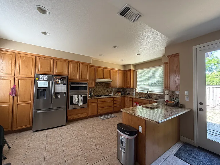1357 Freswick Dr — Photo 8