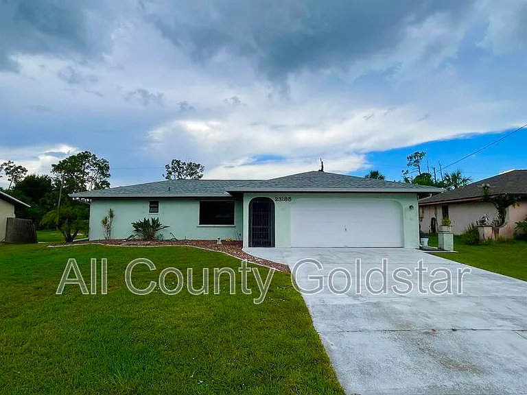 23185 Nancy Ave — Photo 3